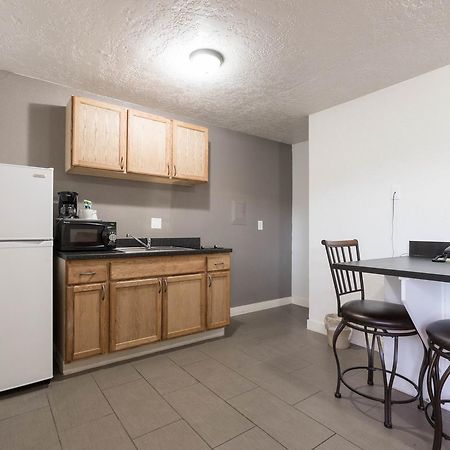 Little Suites Provo Extended Stay Luaran gambar